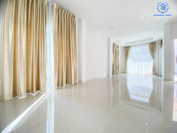 ทาวน์เฮ้าส์มือสองย่านนนทบุรี ม.นนท์ณิชา บางใหญ่2 หลังมุม! เนื้อที่มากถึง 38.4 ตร.ว. ฟังก์ชัน 3 ห้องนอน 2 ห้องน้ำ 1 ที่จอดรถ บนทำเลแห่งการเดินทาง เชื่อมต่อถ.กาญจนาภิเษก, ถ.รัตนาธิเบศก ใกล้รถไฟฟ้าสายสีม่วง "สถานีตลาดบางใหญ่" และทางด่วน "ศรีรัช"